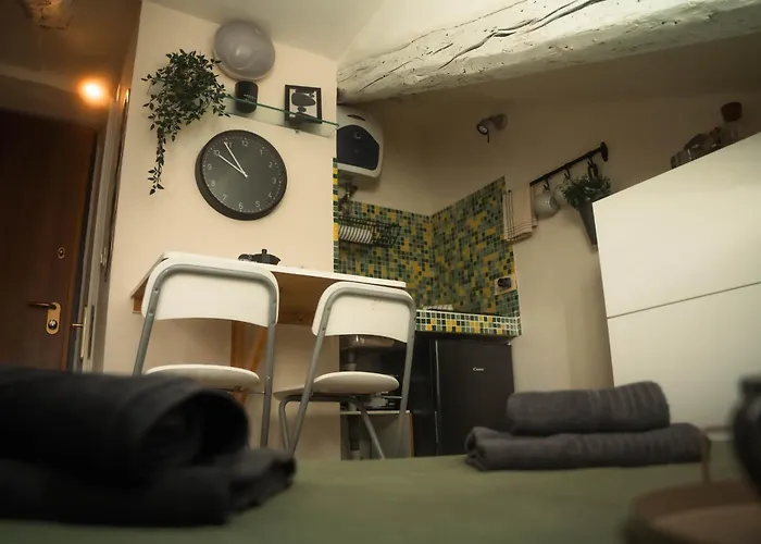 Mole - With Iconic View Of